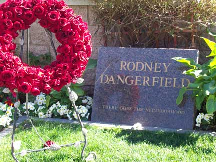 rodney-dangerfield-tombstone